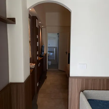 Everest - Bar E Ristorante Gabicce Mare