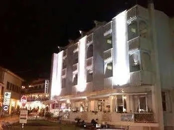 Everest - Bar E Ristorante 2*