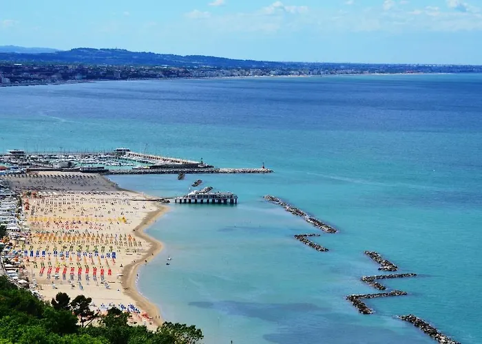 Everest - Bar E Ristorante Hotel Gabicce Mare