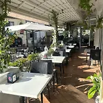 Everest - Bar E Ristorante 2* غابيتّشي ماري