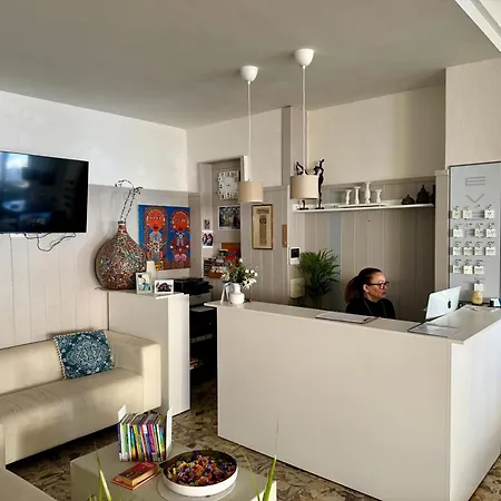 Hotel Everest Bar Ristorantino Gabicce Mare