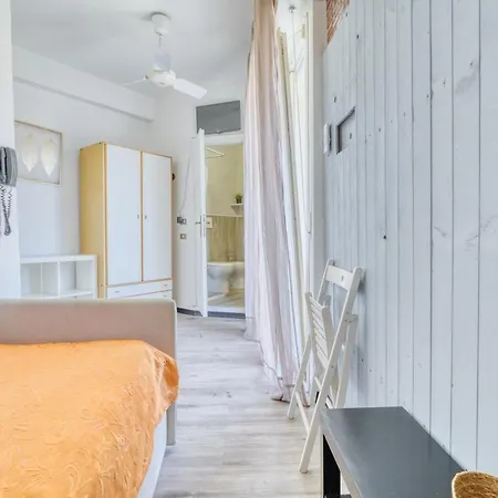Hotel Everest - Bar E Ristorante Gabicce Mare