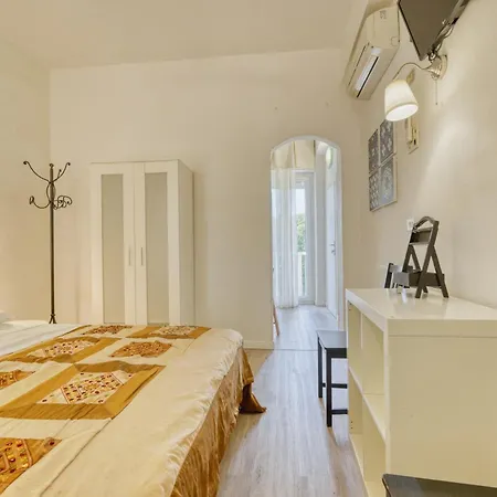 Hotel Everest - Bar E Ristorante 2*
