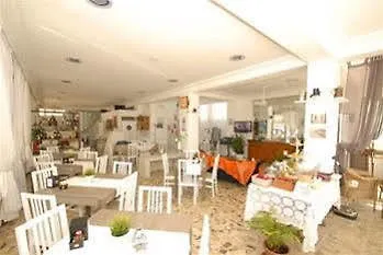 Everest Bar Ristorantino 2* Gabicce Mare