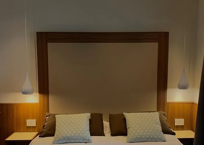 Everest - Bar E Ristorante Hotel 2*